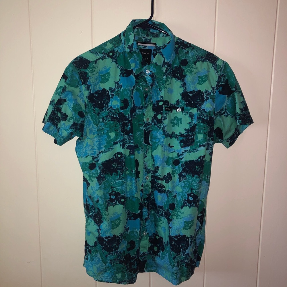 RVCA Aloha Shirt. - Picture 1 of 3